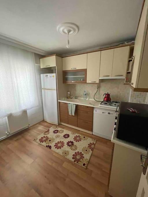 Appartement Cift Klimali, 110M2, 3+1, Metro 5Dk, 1000Mbps Inte à İzmir Extérieur photo